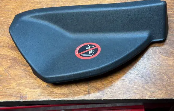 Mercedes-Benz E W212 Dashboard side end trim A2126800407