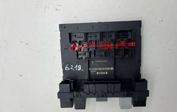 Volkswagen Caddy Comfort/convenience module 3C8937049D