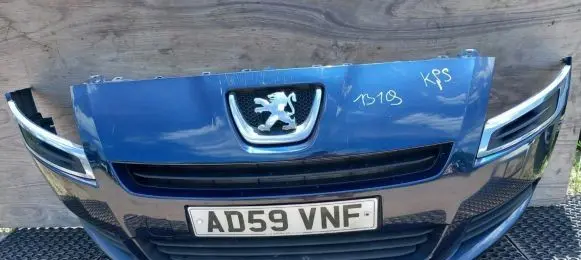 Peugeot 5008 Front bumper