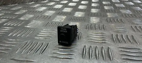 Lexus IS III XE30 Other switches/knobs/shifts 15A257