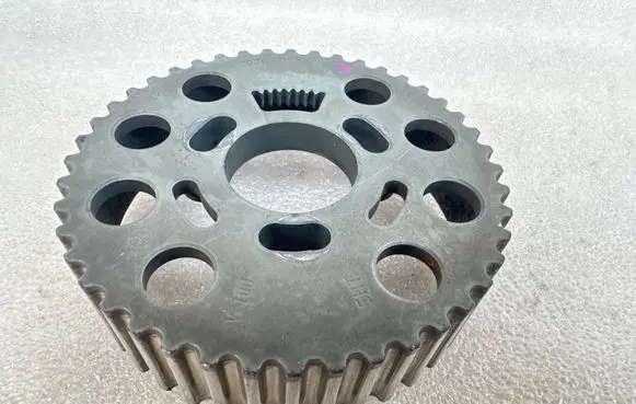 Volkswagen PASSAT B6 Camshaft pulley/ VANOS 038109111E