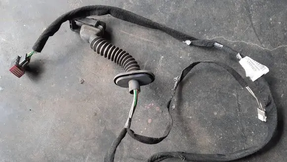 Renault Trafic II (X83) Front door wiring loom 8200290854 93852021