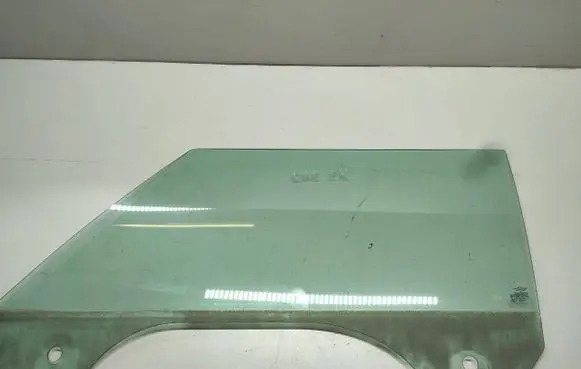 Mini One - Cooper Coupe R56 Front door window/glass (coupe) 43R00125
