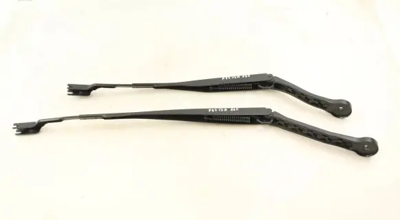 BMW X3M F97 Front wiper blade arm 7399009 7399010 8492674