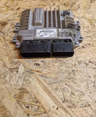 Hyundai i20 (PB PBT) Engine control unit/module 391302A590 E13039762 28386488