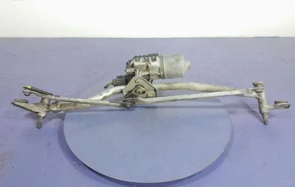 Audi A4 S4 B6 8E 8H Front wiper linkage and motor 8E1955119B