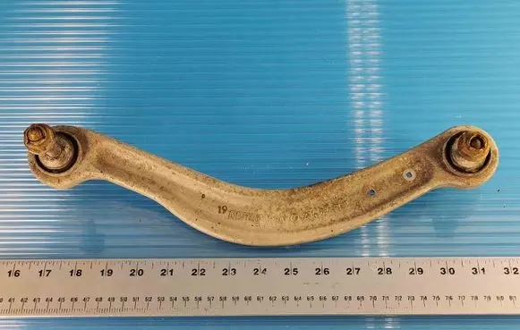 Mercedes-Benz E W212 Rear control arm 20407FI2