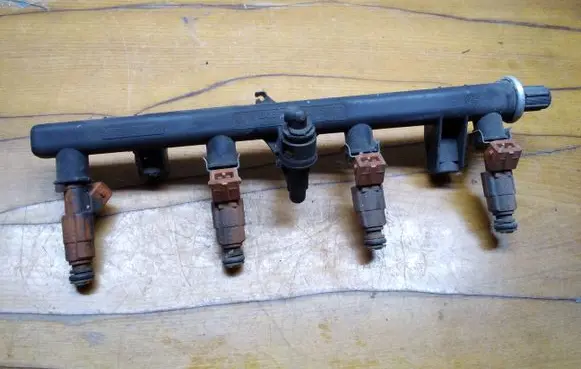 Fuel injectors set
