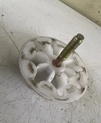 Toyota Yaris Spare wheel bolt 