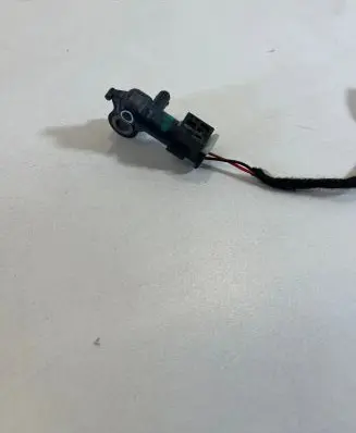 Mercedes-Benz CLA C118 X118 Airbag deployment crash/impact sensor A1679050700
