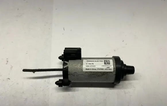 Chevrolet Camaro Seat adjustment motor 3T4762A 0427575AA