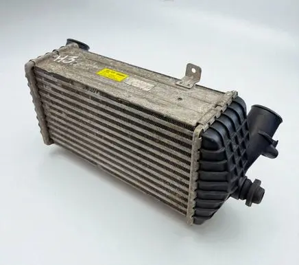 Hyundai i30 Intercooler radiator 282712A640 282702A570 282712A650