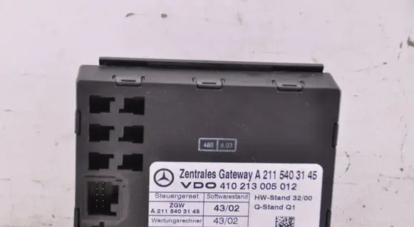 Mercedes-Benz E W211 Gateway control module A2115403145