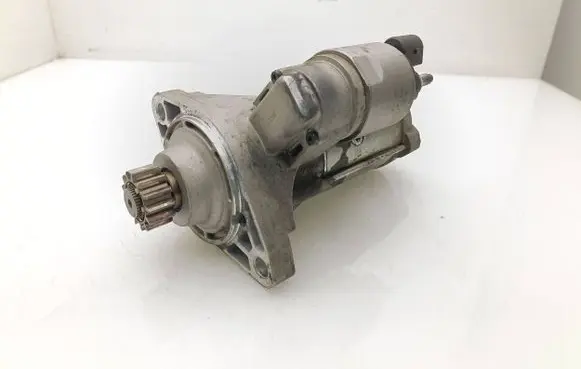 Volkswagen Transporter - Caravelle T5 Starter motor 88214434 6465