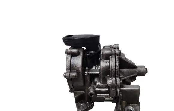 Opel Astra K Oil pump 55487858