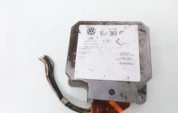 Volkswagen Golf III Airbag control unit/module 6N0909603 5WK4137