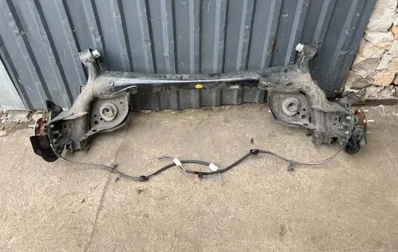 Mazda 3 Rear axle beam D411124984