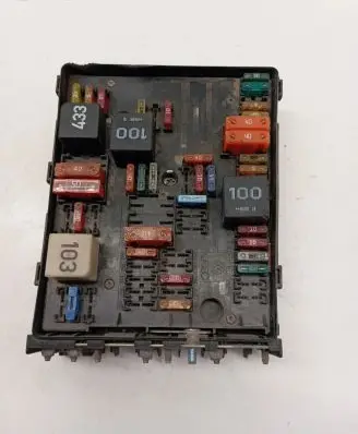 Volkswagen Caddy Fuse module 1K0937819A 1K0937814 2K1937535E