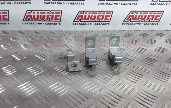 Audi A3 S3 8V Front door upper hinge 8X0831404E 8X4833406A