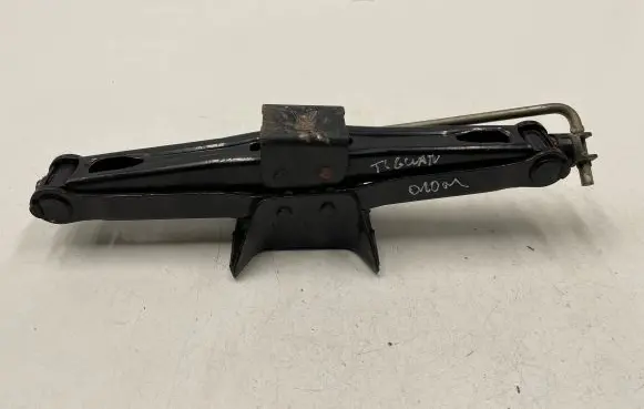 Volkswagen Tiguan Lift Jack 