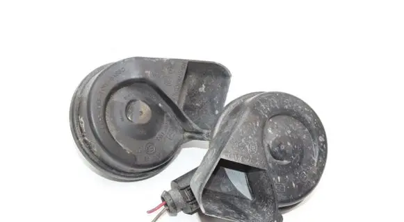 Audi A6 S6 C7 4G Horn signal 4H0951221 4G0951210