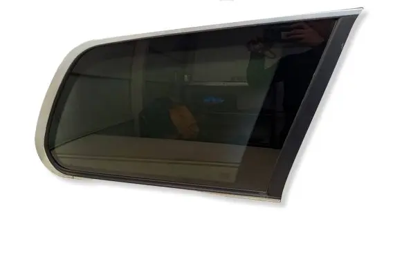 Volvo XC90 Rear side window 30674957 30674959