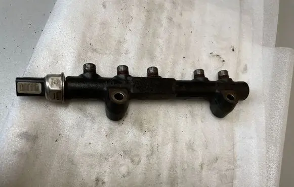 Ford Fiesta Fuel main line pipe 55PP3401 1112645812