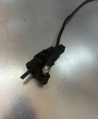 Audi A6 S6 C7 4G Windscreen/windshield washer pump 8k9955647