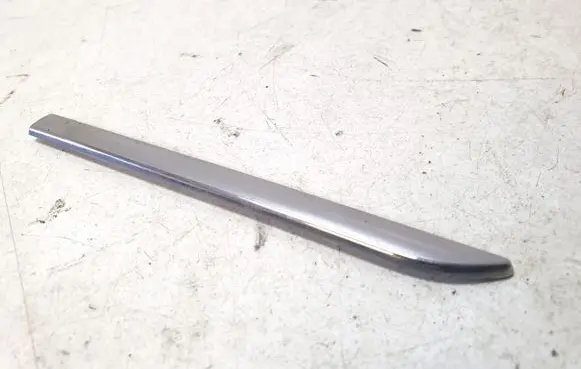 Mercedes-Benz C W204 Fender trim (molding) A2046903162