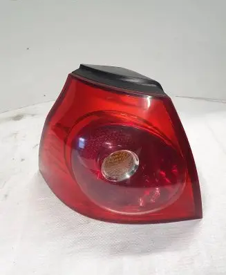 Volkswagen Golf V Rear/tail lights 4VFX13405AA