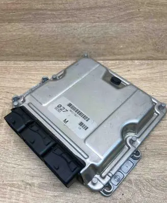 Mitsubishi Carisma Engine control unit/module ECU MR577027 8200142442