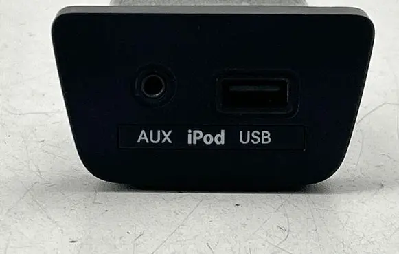 Hyundai i30 USB socket connector 96120A5000 A5000 GDMCA1210222912