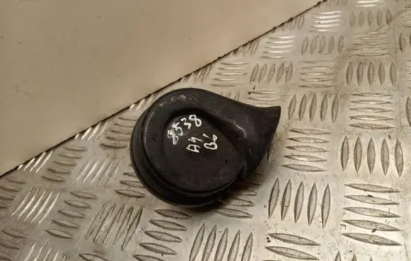 Audi A4 S4 B6 8E 8H Horn signal E1000209