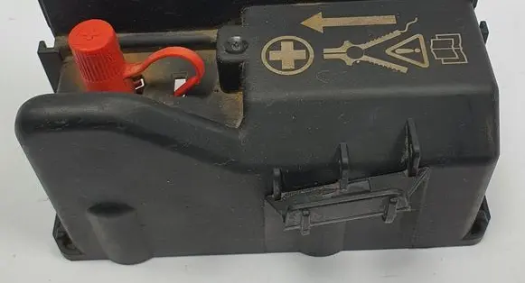 Ford Transit Fuse box cover 6C1T-14A076-BB