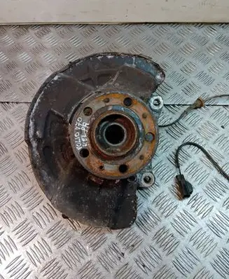 Volvo V70 Front wheel bearing hub 9461944