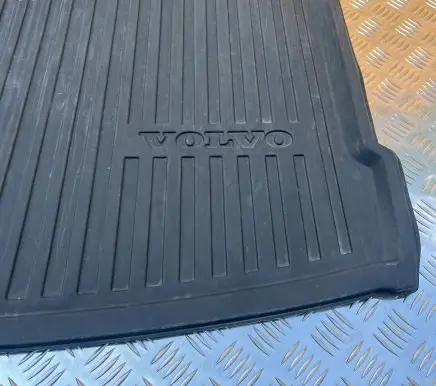 Volvo XC60 Rubber trunk/boot mat liner 31470211 31470212