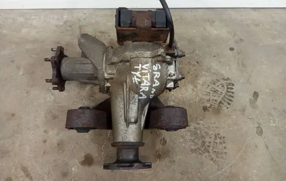 Suzuki Grand Vitara II Rear differential MOSTTYLGRAN