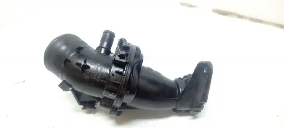 Nissan Qashqai Engine coolant pipe/hose 165761844R 1047863S01