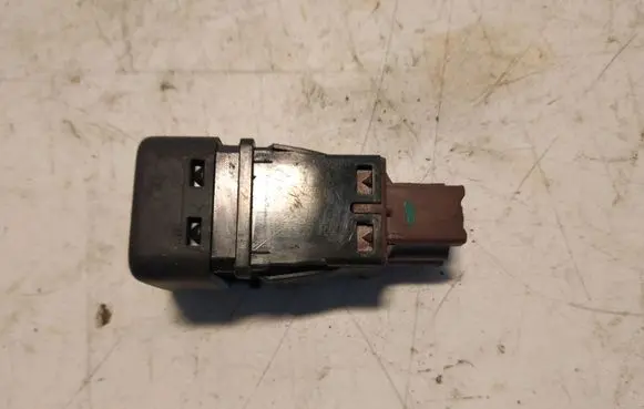 Citroen C5 Passenger airbag on/off switch 96373645