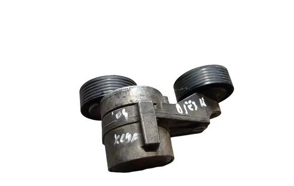 Volvo XC90 Alternator belt tensioner 