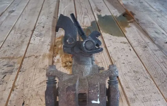 Mazda 6 Rear brake caliper
