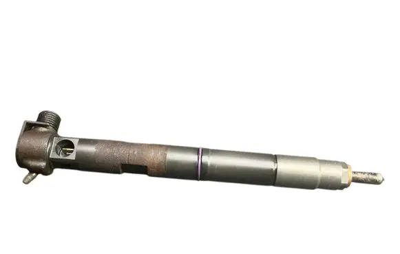 Hyundai ix20 Fuel injector 338002A760 28235143