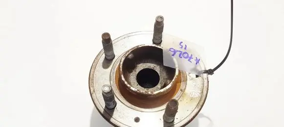 Chevrolet Cruze Rear wheel hub