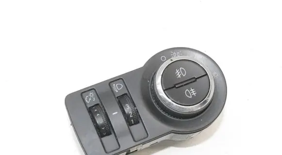 Chevrolet Orlando Light switch 13301758