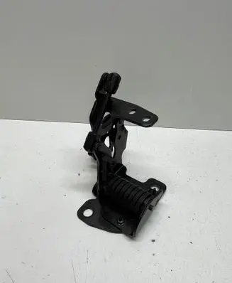 BMW 4 G22 G23 G24 G26 Convertible roof hinge 8495768 AJ09