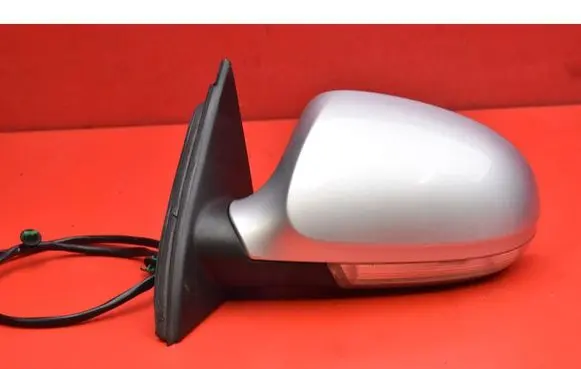 Volkswagen PASSAT B5.5 Front door electric wing mirror 010781