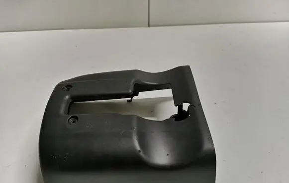 Steering wheel column trim