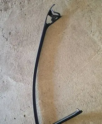 Renault Laguna III Front door glass trim molding 802860002R