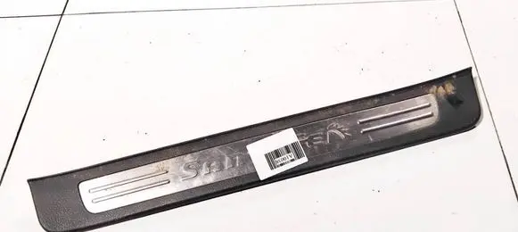 Hyundai Santa Fe Front sill trim cover 858712b000 85871-2b000