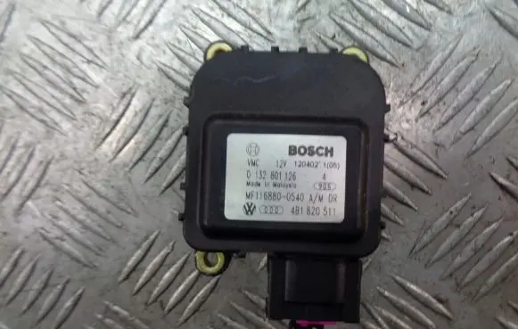 Audi A6 S6 C5 4B A/C air flow flap actuator/motor 4B1820511